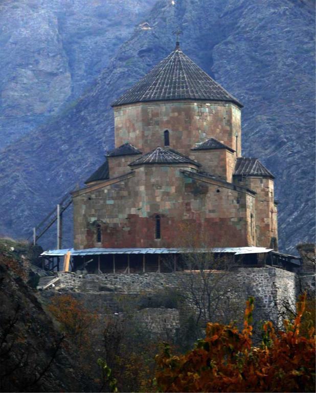 Tamar Guest House Гори Экстерьер фото