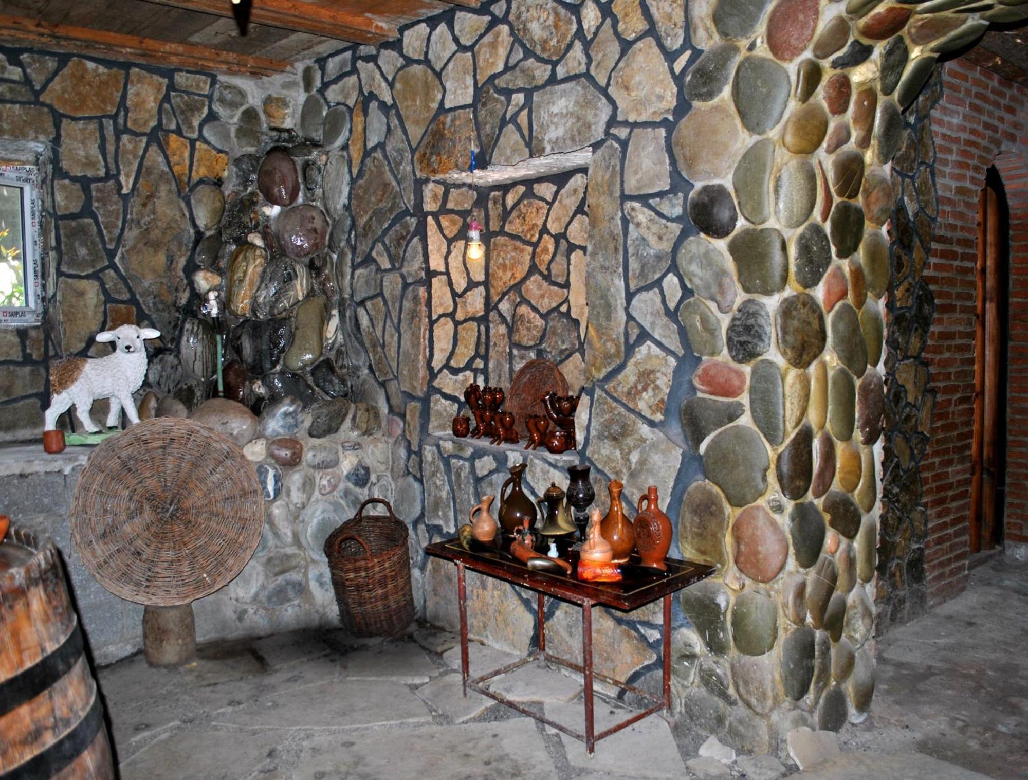Tamar Guest House Гори Экстерьер фото