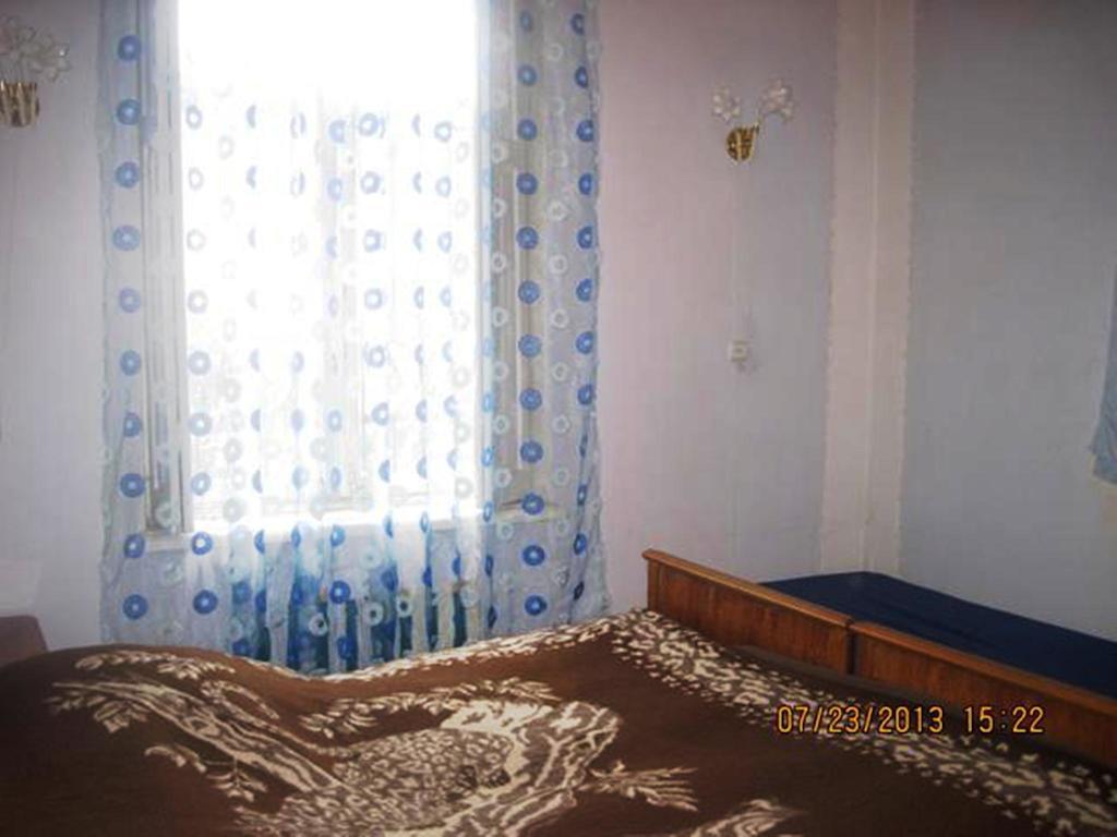 Tamar Guest House Гори Номер фото